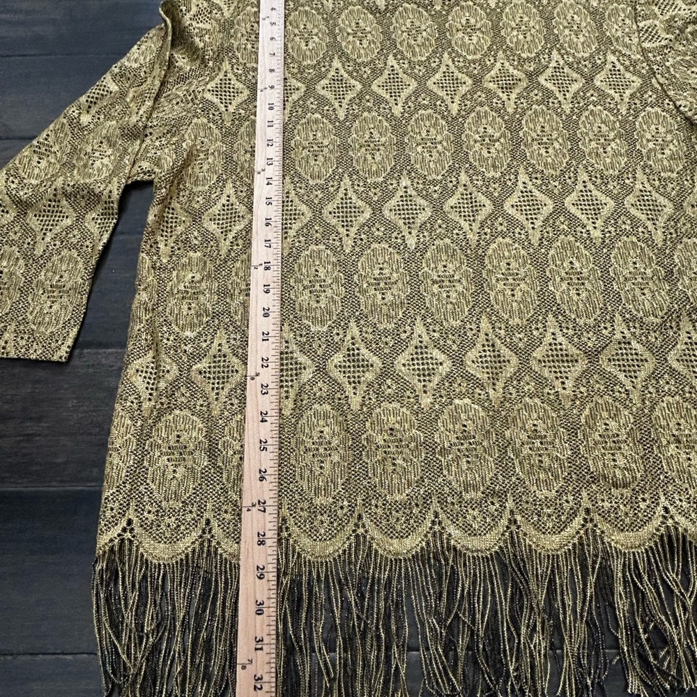 Gold Patterned Fringe Top - Picture 12 of 14